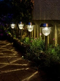 Luxform Intelligent Solar Pulzar 10 Lumen Tuinlamp -Tuin Decoratie 8719099291054 N