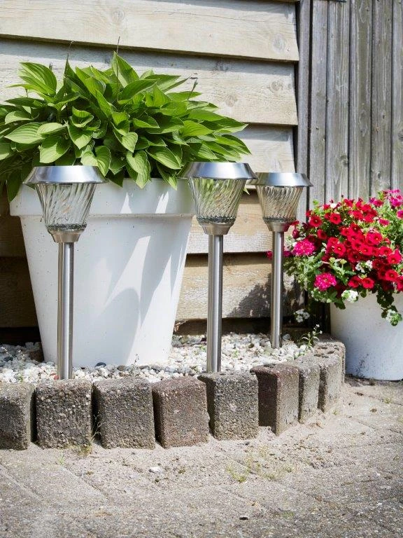 Luxform Intelligent Solar Mizar 50 Lumen SS Tuinlamp 6 Luxform Intelligent Solar Mizar 50 Lumen SS Tuinlamp - Afbeelding 4